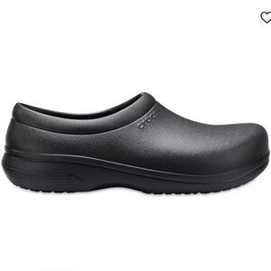 CROCS ON THE CLOCK SLIP RESISTANT WORK SLIP-ON